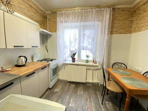 квартира за адресою Йорданська вул. (Лайоша Гавро), 4