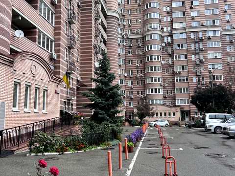 квартира по адресу Голосеевская ул., 13