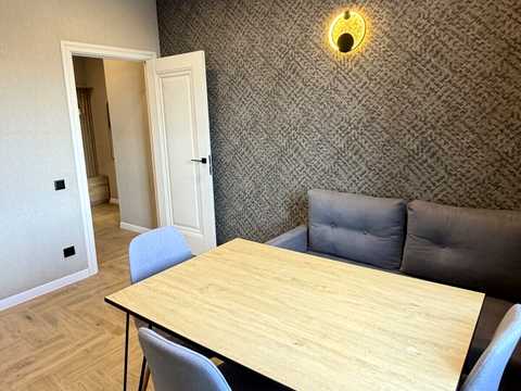 квартира за адресою Зарічанська вул., (Будинок 2)