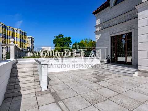 будинок за адресою Клавдії Радченко вул., 16