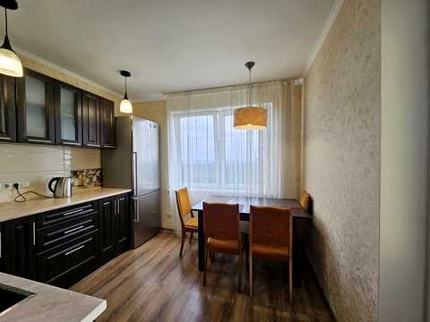 квартира за адресою Верховинна вул., 41