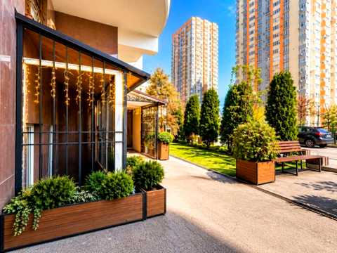 коммерческая по адресу Сім'ї Кульженків ул. (Петра Дегтяренка), 33