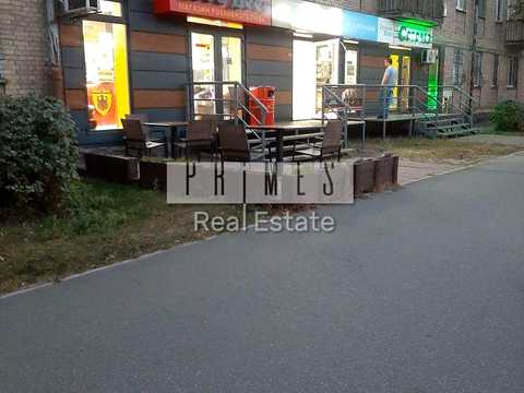 комерційна за адресою Миру просп., 7