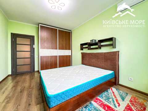 квартира за адресою Воскресенська вул., 18