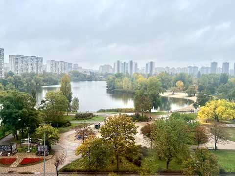 квартира за адресою Амвросія Бучми бульв., 8