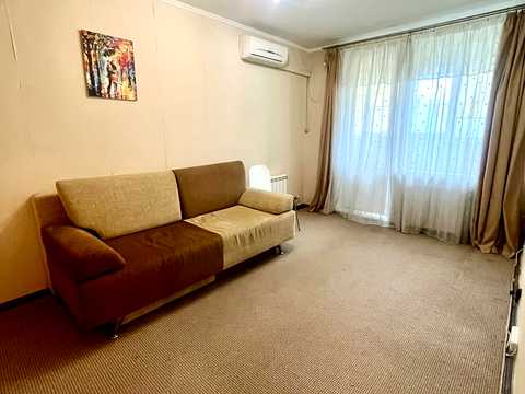 квартира за адресою Амвросія Бучми бульв., 8