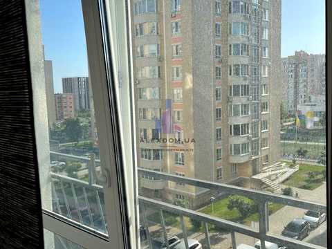 квартира за адресою Лесі Українки бульв., 10