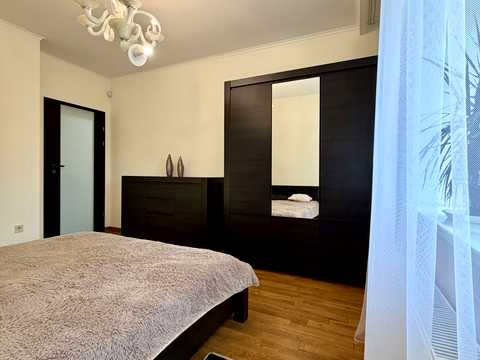 квартира за адресою Каховська вул., 27