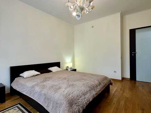 квартира за адресою Каховська вул., 27