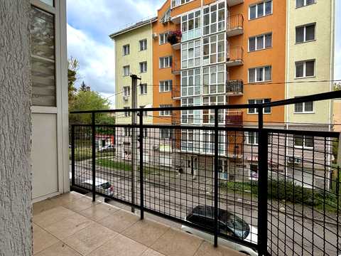 квартира за адресою Каховська вул., 27