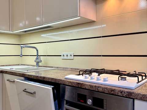 квартира за адресою Каховська вул., 27
