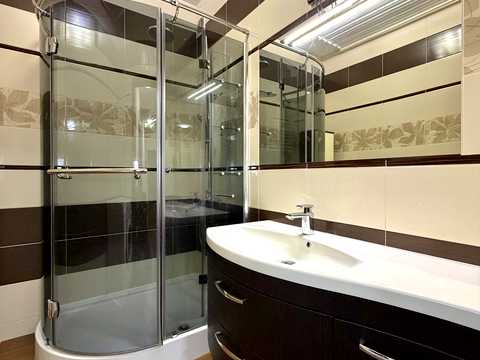 квартира за адресою Каховська вул., 27