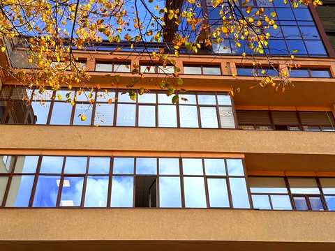 комерційна за адресою Михайла Грушевського вул., 22а