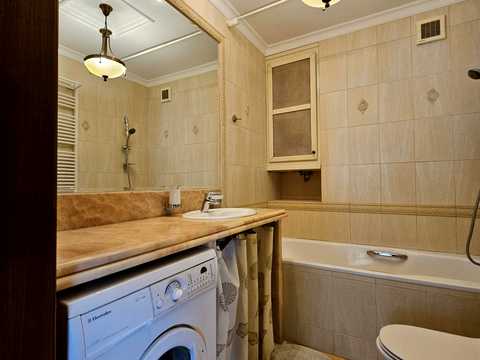 квартира по адресу Верховинная ул., 35