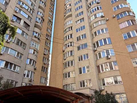 квартира за адресою Одеса, Добровольців вул. (Маршала Говорова), 10/4