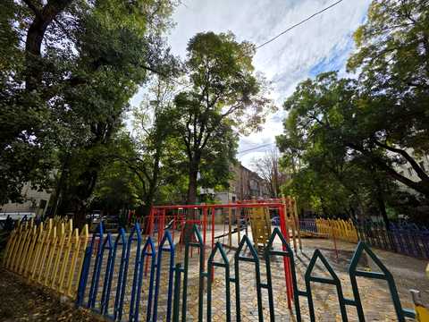 комерційна за адресою Святослава Ріхтера вул. (Щорса), 148-А
