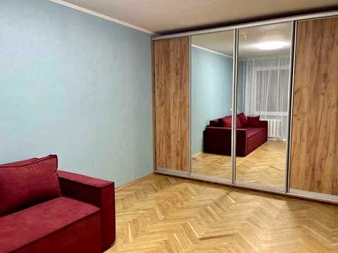 квартира за адресою Андрія Малишка вул., 3