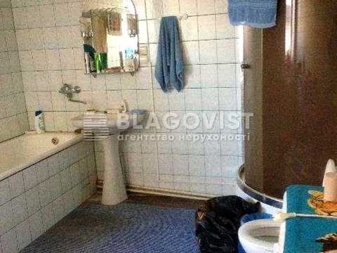 дом по адресу с. Старое, Молодіна, 18