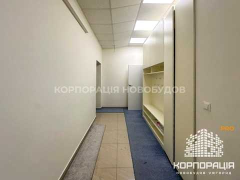 коммерческая по адресу Івана Франка ул., 12