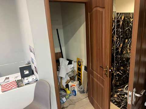 комерційна за адресою Волинська вул., 1