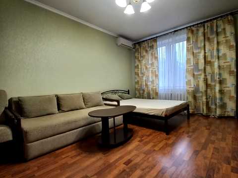квартира за адресою Феодосійський пров., 14
