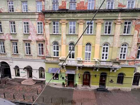 квартира за адресою Театральна вул., 26