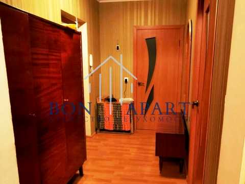 квартира за адресою Анни Ахматової вул., 4