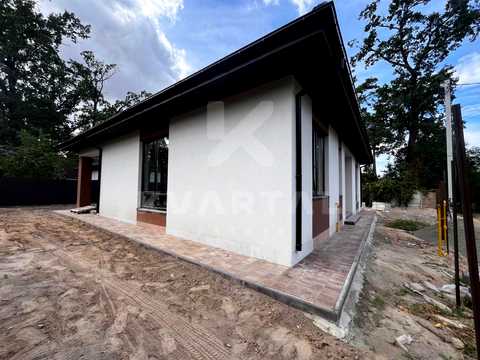 будинок за адресою смт. Ворзель, Варшавська вул. (Ватутіна), 39Б