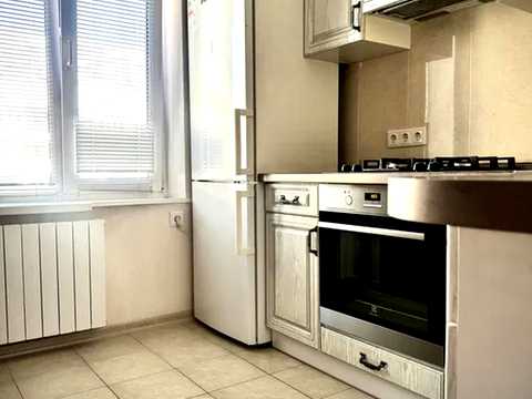 квартира за адресою Деміївська вул., 37