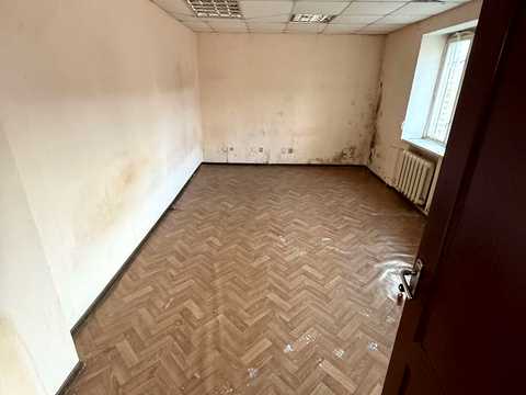 комерційна за адресою Сім'ї Стешенків вул. (Тимофія Строкача), 9