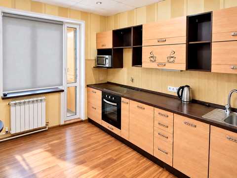 квартира по адресу Ревуцкого ул., 42