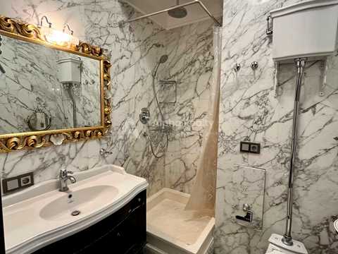 квартира за адресою Князів Острозьких вул. (Московська), 46/2