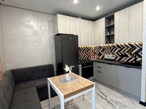 квартира за адресою Червоної Калини вул., 8