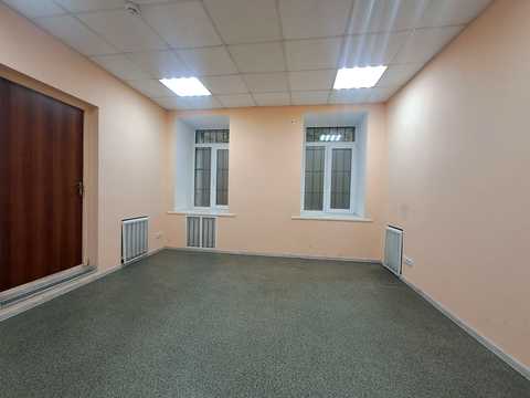 коммерческая по адресу Крещатик ул. (Kreschatic), 46Б