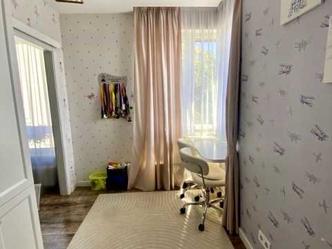 квартира за адресою Незалежності України вул., 25