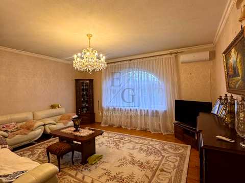 дом по адресу с. Крюковщина, Польова ул.