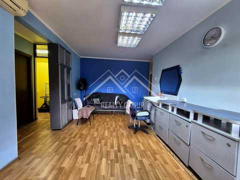 комерційна за адресою Центральний просп. (Лермонтова), 31