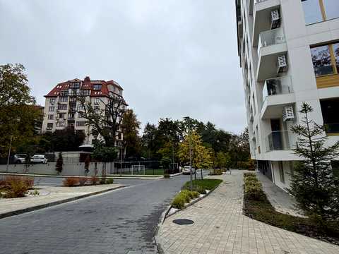 комерційна за адресою Львів, Петра Карманського вул. (), (Будинок 1)