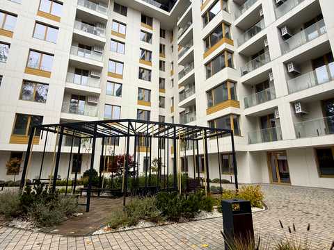 комерційна за адресою Львів, Петра Карманського вул. (), (Будинок 1)