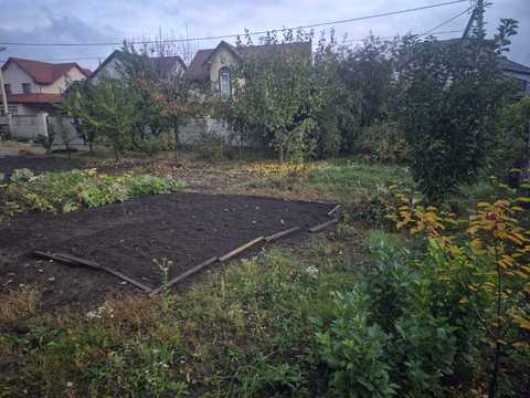 ділянка за адресою с. Угринів,