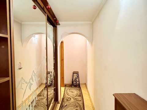 квартира за адресою Голосіївський просп. (40-річчя Жовтня), 11