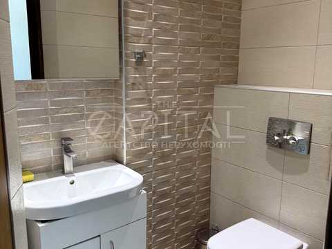 комерційна за адресою Джона Маккейна вул. (Івана Кудрі), 26