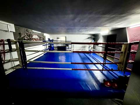 комерційна за адресою Чорновола вул., 99