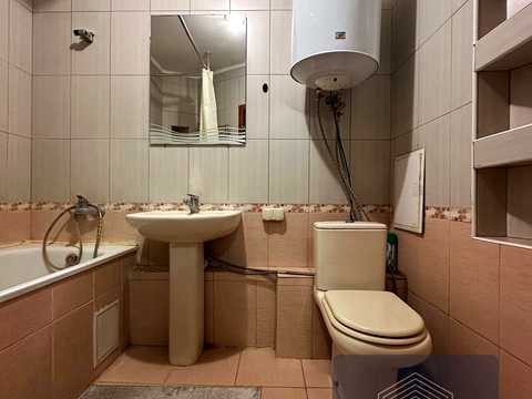 квартира за адресою Драгоманова вул., 1-Є
