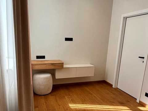 квартира по адресу Французский бульв., 26/1