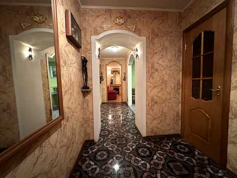 квартира по адресу Леся Курбаса просп., 1-Б