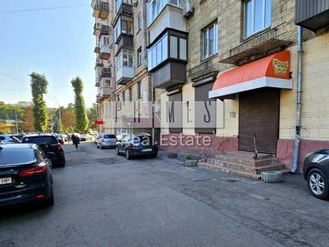 комерційна за адресою Авіаконструктора Антонова вул. (Авіації), 3