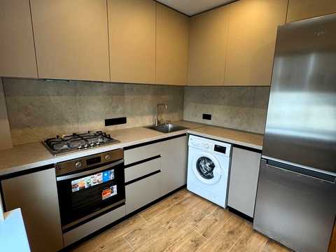 квартира по адресу Героев просп., 18