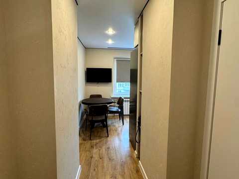 квартира по адресу Героев просп., 18