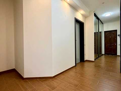 квартира за адресою Каховська вул., 27